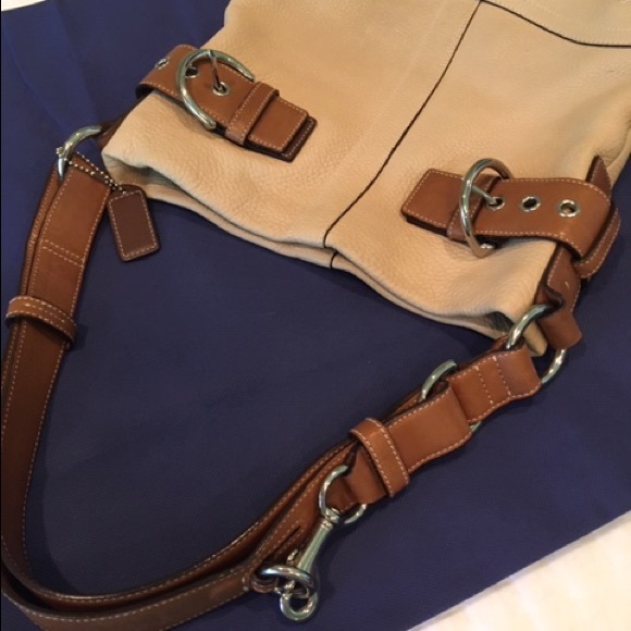 Coach Handbag - Picture 2 of 3